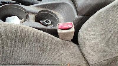 2002-2005 Legacy Outback Driver Left Front Seat Belt Buckle Receiver Oem Tan