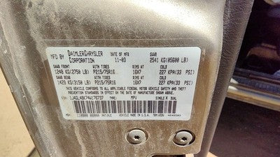 2002-2007 Jeep Liberty Driver Left Front Cv Axle Shaft Oem 52111780Ab