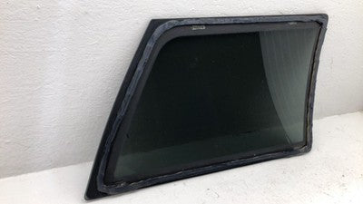 99-04 Grand Cherokee Driver Left Rear Quarter Glass Back Side Window 55135809Ad