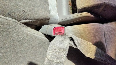 00 Lesabre Buick Lesabre Driver Left Front Seat Belt Buckle Receiver Gray 17B