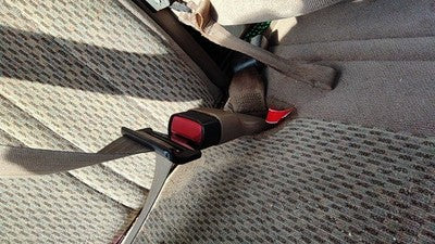 1997 Ford F150 Passenger Right Front Seat Belt Buckle Receiver Oem Tan Mx