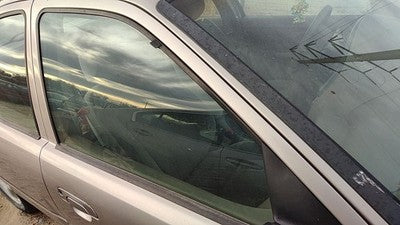 1995-2000 Ford Contour Passenger Right Front Side Window Door Glass Oem