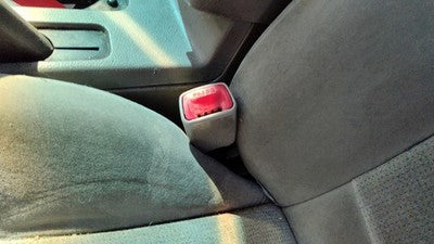2002-2006 Nissan Altima Driver Left Front Seat Belt Buckle Receiver Oem Frost K