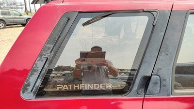 90-95 Nissan Pathfinder Passenger Right Rear Quarter Glass Back Side Window Oem