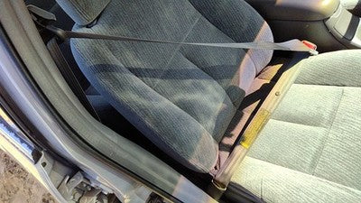 2000 Oldsmobile Intrigue Passenger Right Front Seat Belt Retractor Shoulder Gray