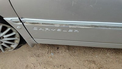 2000 Chrysler Town & Country Driver Left Front Moulding From Door Trim Silver