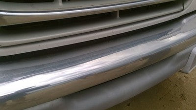 1997-2003 Ford Van E450 Lower Trim Strip Between Grille And Bumper Oem White Yz