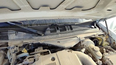 2005 Ford Crown Vic Windshield Wiper Cowl Vent Trim Panel Oem Cover