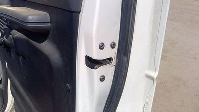 92-95 Ford Van E150 Passenger Right Front Door Latch With Rods/Cables Assembly