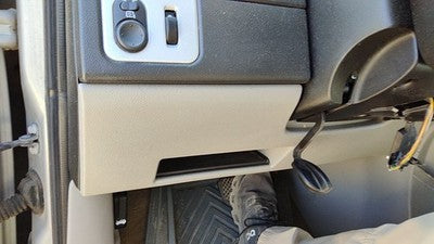 07-09 Chevy Equinox Lower Dash Under Column Knee Bolster Trim Panel Oem Gray 14B