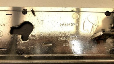 1989-1991 Olds 88 Eighty Eight Lower Dash Trim Bezel With Heater Ac Vents Oem