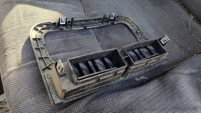 2001 Jeep Grand Cherokee Trim Bezel Around Radio Surround Dash Panel Oem