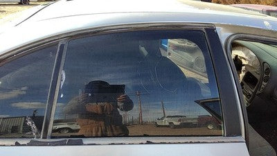 2000-2005 Pontiac Bonneville Passenger Right Rear Side Window Door Glass Back