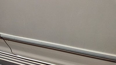 04-05 Sienna Passenger Right Front Moulding From Door Oem Trim Strip White 071