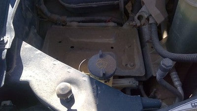 1999-2007 F250 Super Duty Windshield Washer Fluid Reservoir With Pump Wiper Tank