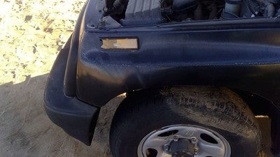 1989-1998 Geo Tracker Driver Left Front Fender Oem Black 5880060811
