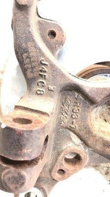 05-10 Ford Mustang Passenger Right Front Spindle Steering Knuckle With Wheel Hub