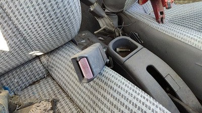1997 Ford Aspire Passenger Right Front Seat Belt Buckle Receiver Oem Gray