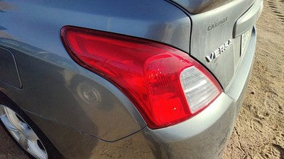 2012-2019 Nissan Versa Driver Left Tail Light Brake Lamp Oem Rear 265553An0a
