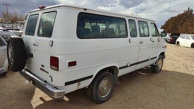 1993-1996 Gmc Van 3500 Driver Left Front Spindle Steering Knuckle With Wheel Hub