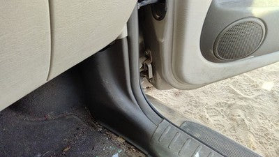 2002 Chrysler Pt Cruiser Passenger Right Lower Kick Trim Panel Oem Fl Taupe