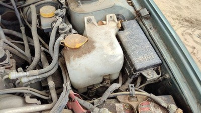 00-04 Legacy Outback Windshield Washer Fluid Reservoir With Pump Oem Wiper Tank