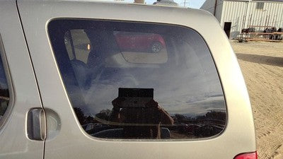 2000-2004 Nissan Xterra Driver Left Rear Quarter Glass Back Side Window Oem