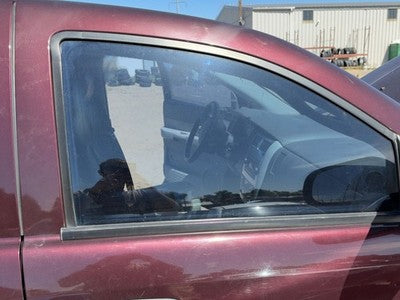 2004-2009 Dodge Durango Passenger Right Front Side Window Door Glass Oem