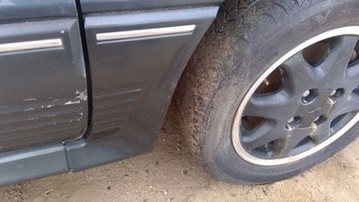 91 Mitsubishi Galant Vr-4 Passenger Right Moulding From Fender Trim Strip Green
