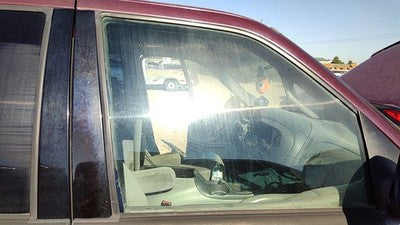 1997-2002 Ford Expedition Passenger Right Front Side Window Door Glass Oem
