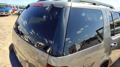05 Ford Explorer Passenger Right Rear Moulding On Quarter Panel Oem Upper Corner