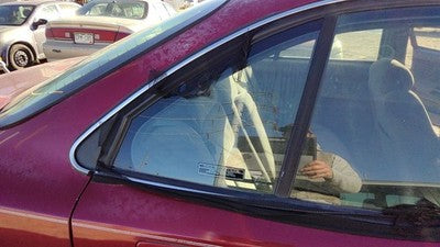 1992-1999 Olds 88 Passenger Right Rear Vent Window Back Door Glass With Frame