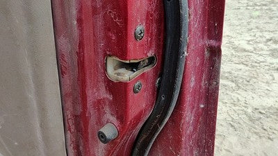1997-2002 Ford Escort Passenger Right Front Door Latch With Rods/Cables Oem