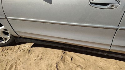 98-02 Oldsmobile Intrigue Driver Left Front Moulding From Door Trim Silver 17U