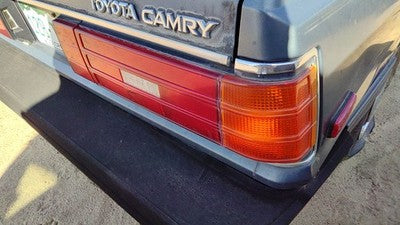 1985-1986 Toyota Camry Passenger Right Tail Light Oem Brake Lamp Rear 8155032121