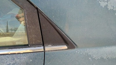 2006 Hyundai Sonata Driver Left Rear Moulding On Quarter Panel Oem