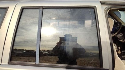 1993-1998 Jeep Grand Cherokee Passenger Right Rear Side Window Door Glass Back