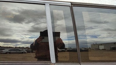 91-94 Chevy S10 Blazer Driver Left Rear Vent Window Back Door Glass With Frame