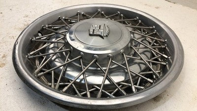 1980-1984 Deville Sedan Hub Cap Wheel Cover Oem