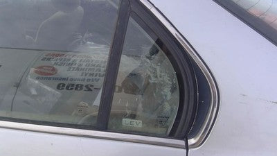 1996-2000 Honda Civic Driver Left Rear Vent Window Back Door Glass With Frame