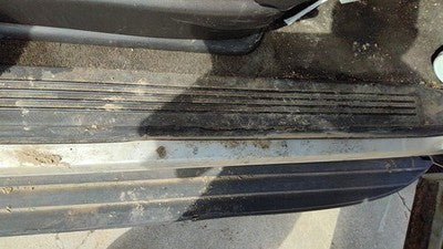 2010 Chevy Tahoe Passenger Right Lower Kick Trim Panel Oem Black