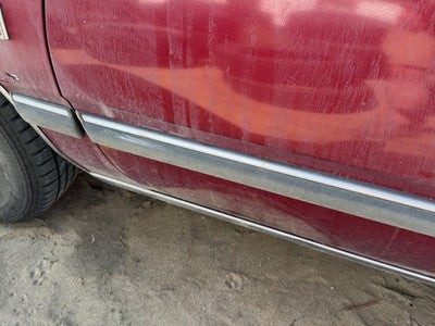 1988 Olds 88 Driver Left Front Moulding From Door Oem Trim Strip