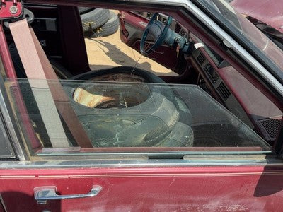 1988 Olds 88 Passenger Right Front Side Window Door Glass Oem 20747522