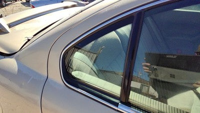 99-05 Grand Am Passenger Right Rear Vent Window Back Door Glass With Frame