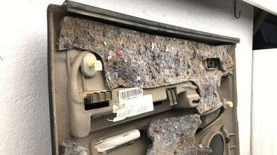01 02 Sierra 2500 Hd Passenger Right Rear Door Panel With Switches Graphite 12D