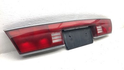 1997-1999 Buick Century Center Tail Light Middle Brake Lamp Oem 05978553