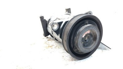 2001 02 Grand Caravan Ac Compressor Air Conditioner Pump Assembly Oem 3.3L
