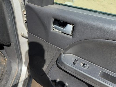 06-07 Fivehundred Passenger Right Front Door Trim Panel With Switches Black Hw