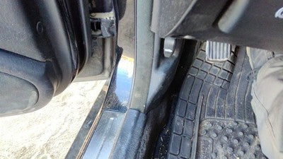 2005 Hyundai Xg350 Driver Left Lower Kick Trim Panel Oem Black