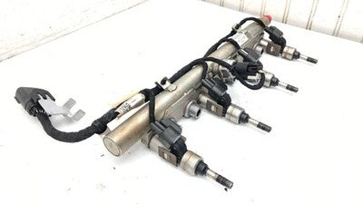 13 14 Chevy Malibu Fuel Rail With Injectors Set With Wiring Harness Oem 12608366